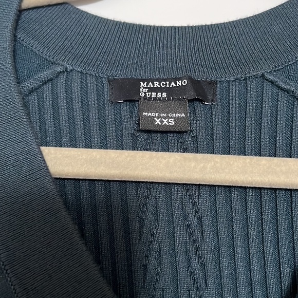 Marciano green sweater dress size XXS great condition only worn once - Picture 2 of 6